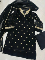 Hania Amir FZ Collection